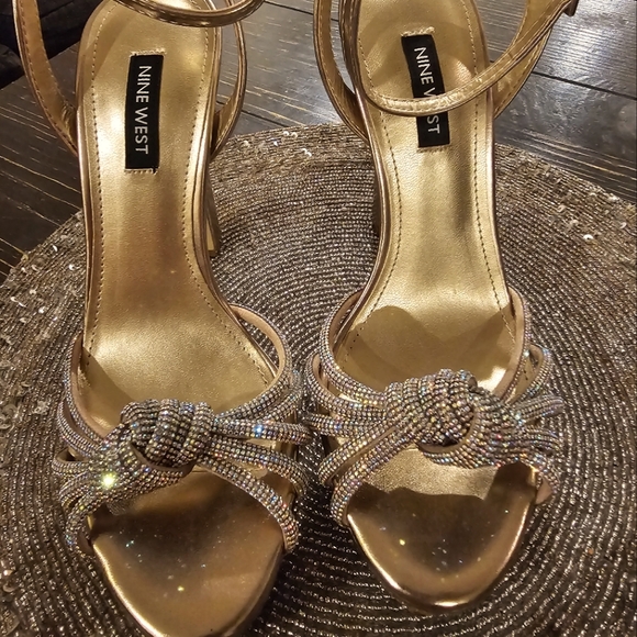 Nine West Formal Heel - Picture 1 of 3